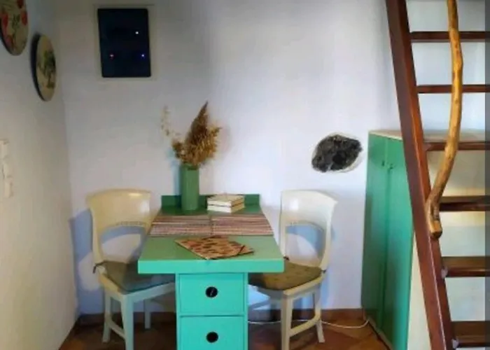 Smith\'S House In Plaka